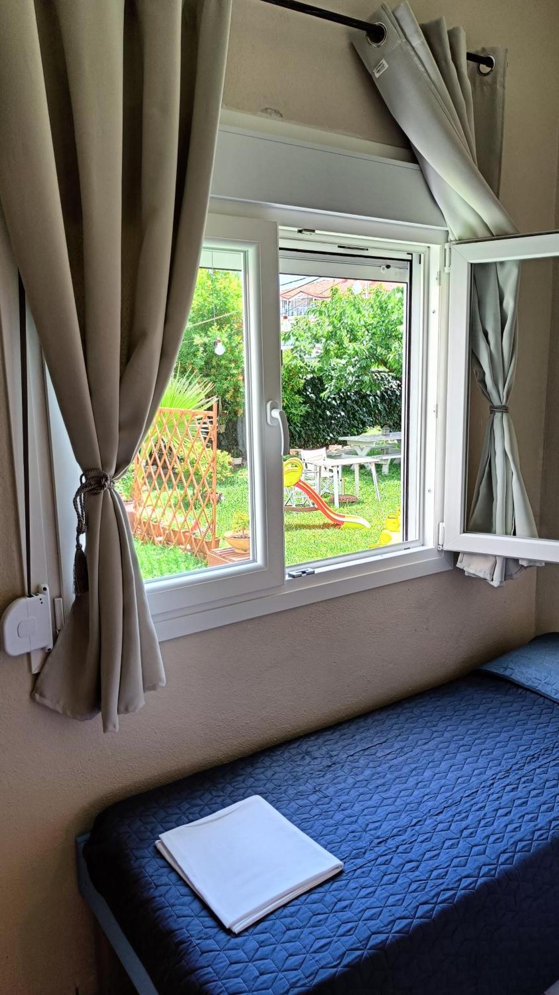 Garden House Katerina Lejlighedshotel Leptokaryá Værelse billede